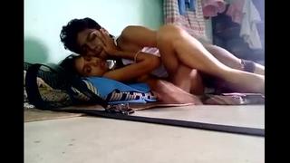 கான்பூர் கல்லூரி தம்பதியர் விடுதி பாலியல் ஊழல்